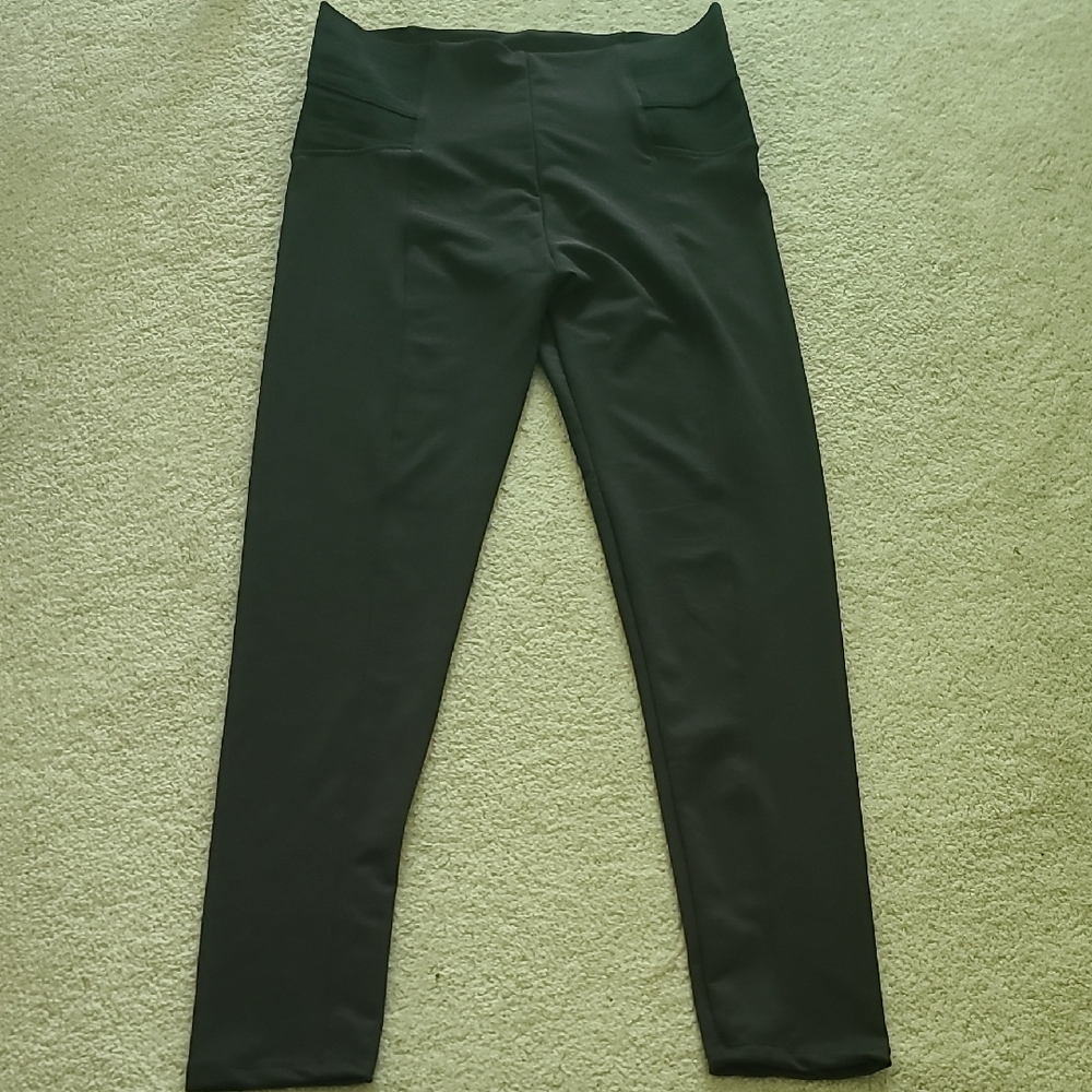 Black High-Waist Leggings for Active Wear